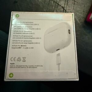 Apple AirPods Pro 2nd Gen with White Case